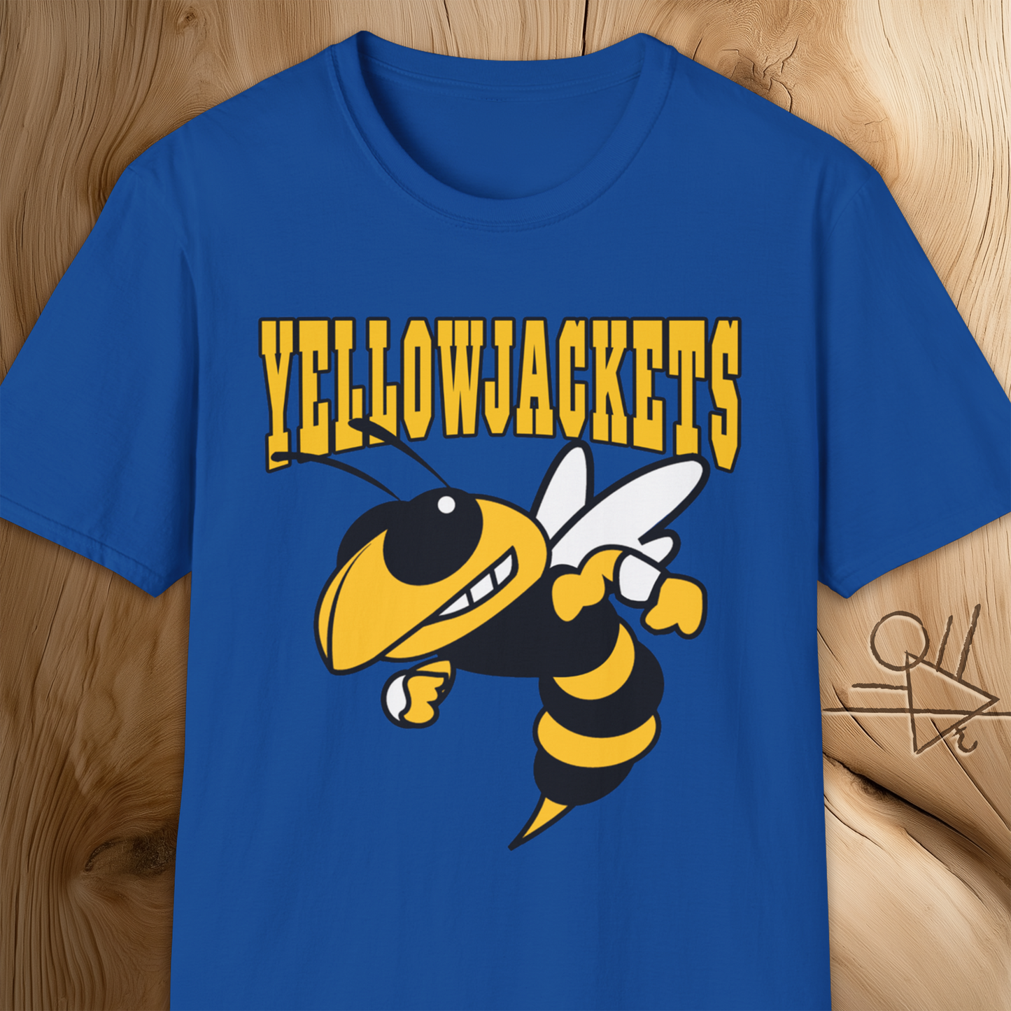 Yellowjackets Vintage Mascot T-Shirt Bold Wasp Graphic Retro
