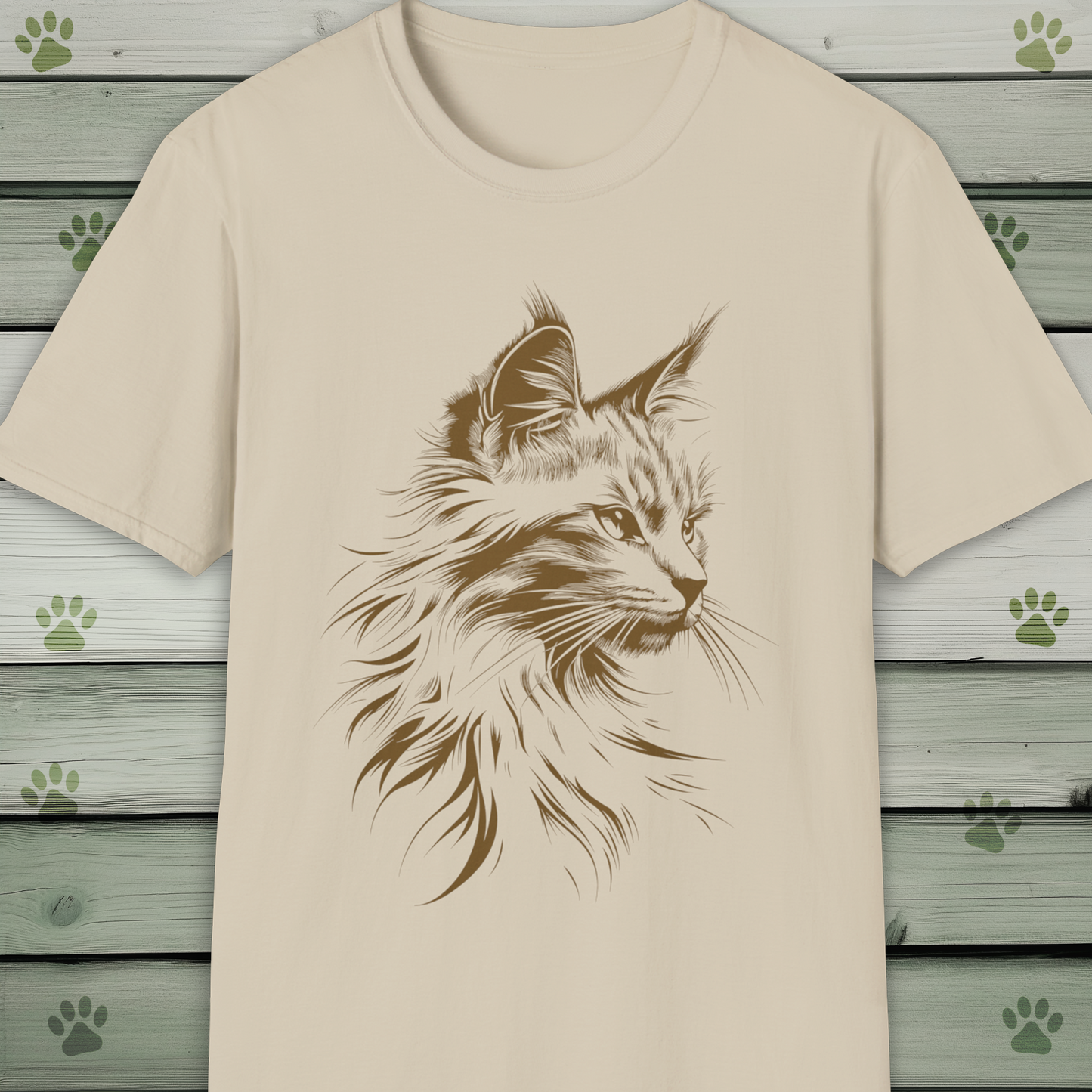 Elegant Feline – Artistic Cat Portrait Tee