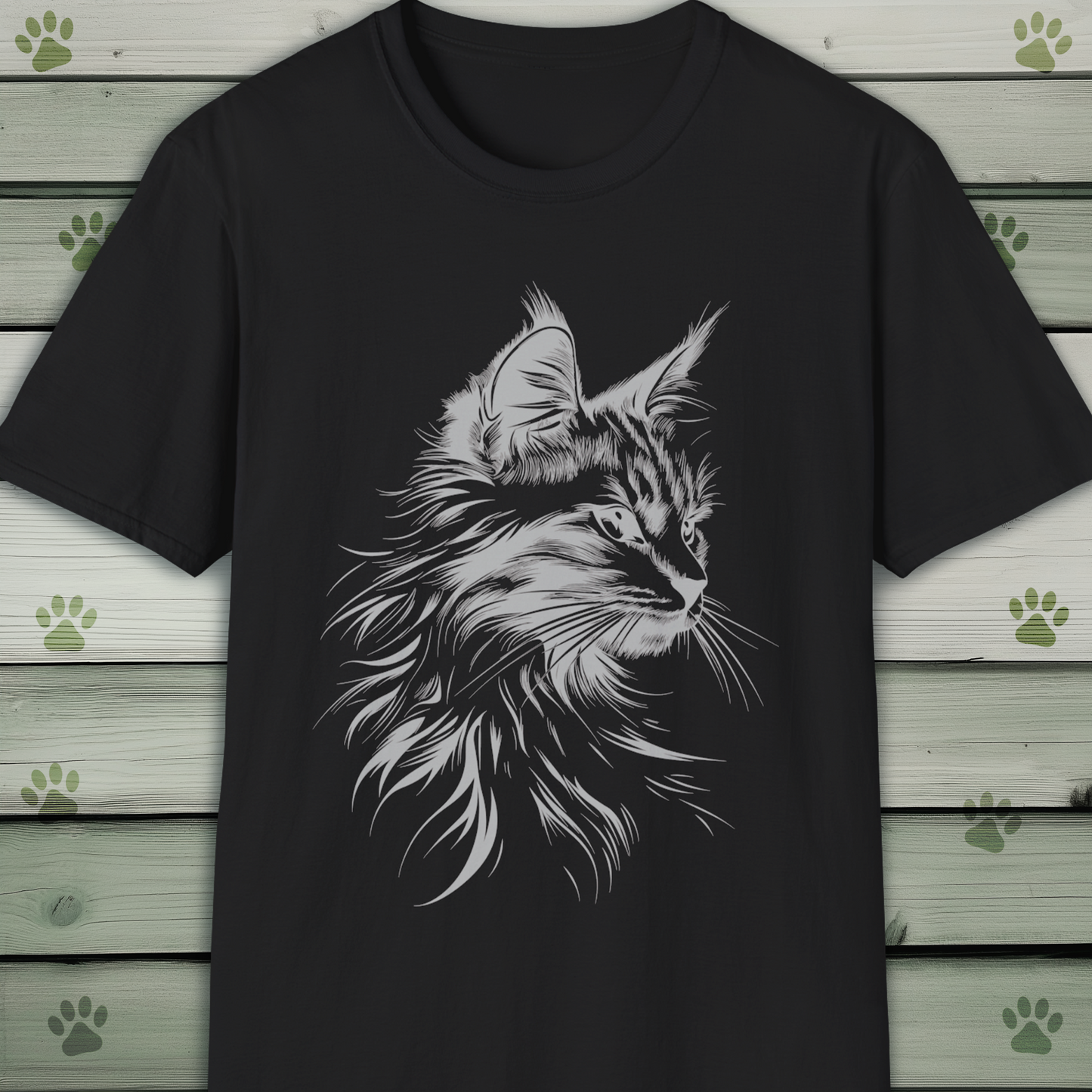 Elegant Feline – Artistic Cat Portrait Tee