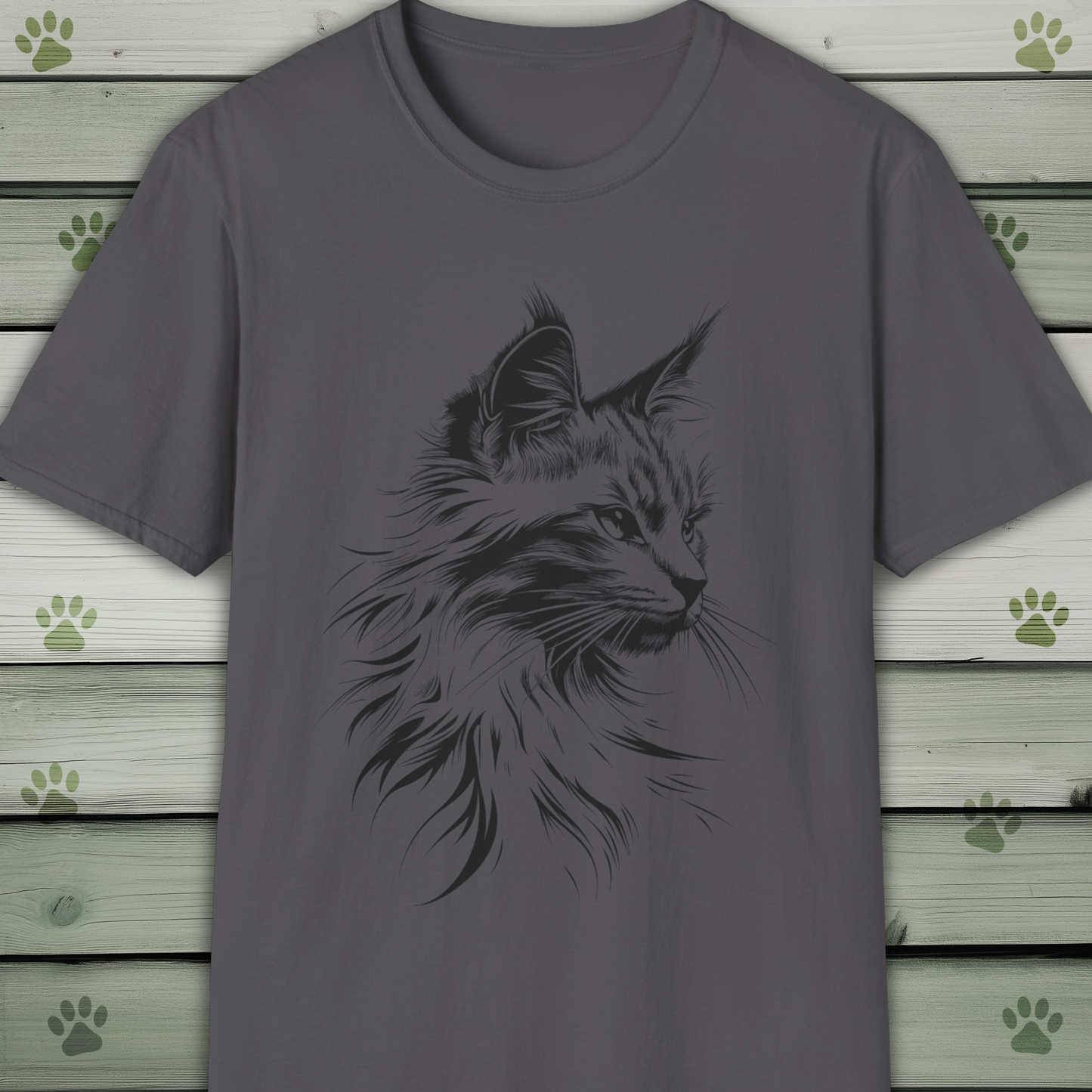 Elegant Feline – Artistic Cat Portrait Tee